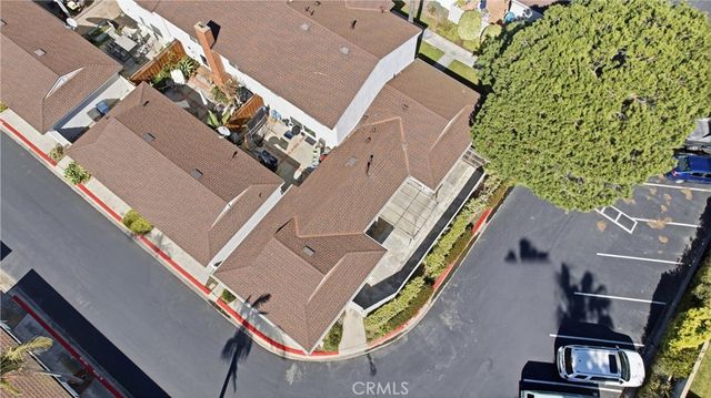 8225 Foxhall Drive, Huntington Beach, CA 92646