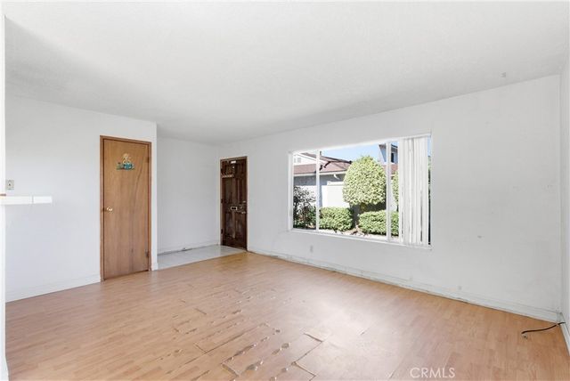 8225 Foxhall Drive, Huntington Beach, CA 92646