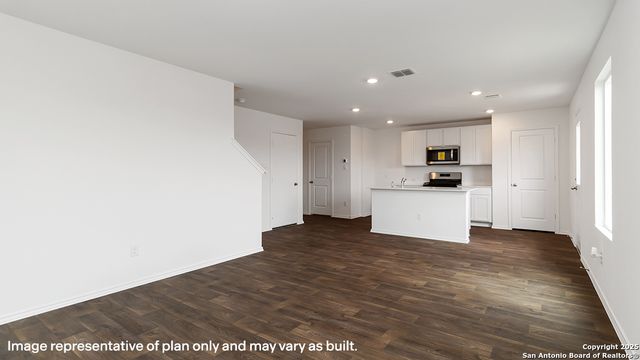 4247 Paprika Grove, Von Ormy, TX 78073