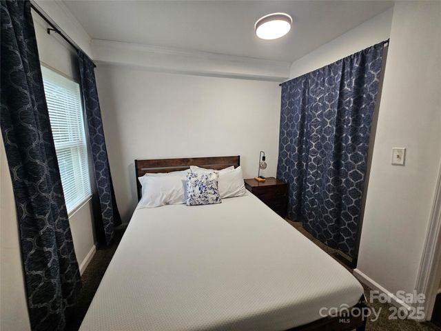 4109 S Tryon Street, Charlotte, NC 28217