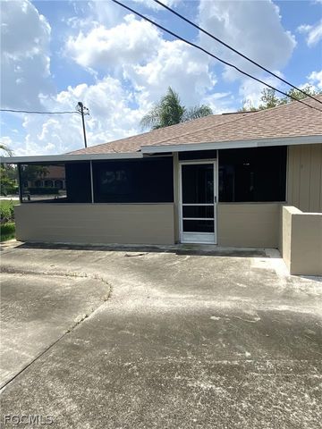 621 SW 3rd ST, Cape Coral, FL 33991