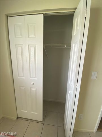 621 SW 3rd ST, Cape Coral, FL 33991