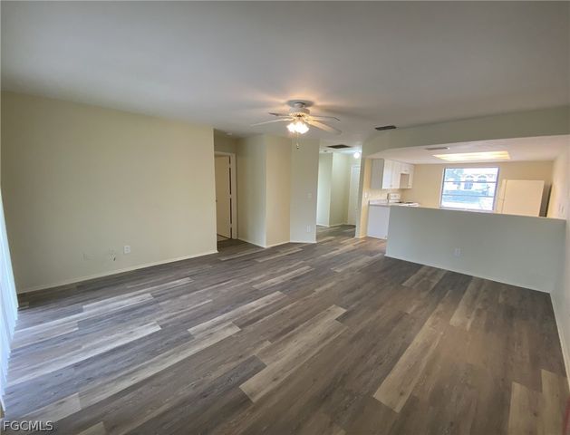 621 SW 3rd ST, Cape Coral, FL 33991