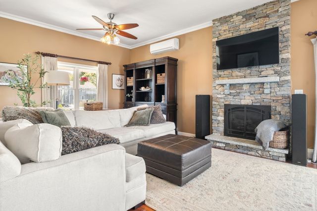 11 Kevin Avenue, Plymouth, MA 02360