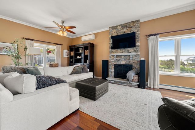 11 Kevin Avenue, Plymouth, MA 02360