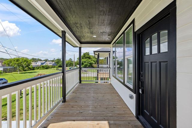 226 S Y Street, La Porte, TX 77571