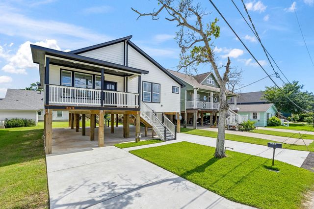 226 S Y Street, La Porte, TX 77571