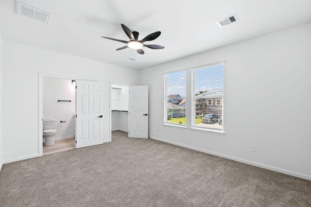 226 S Y Street, La Porte, TX 77571