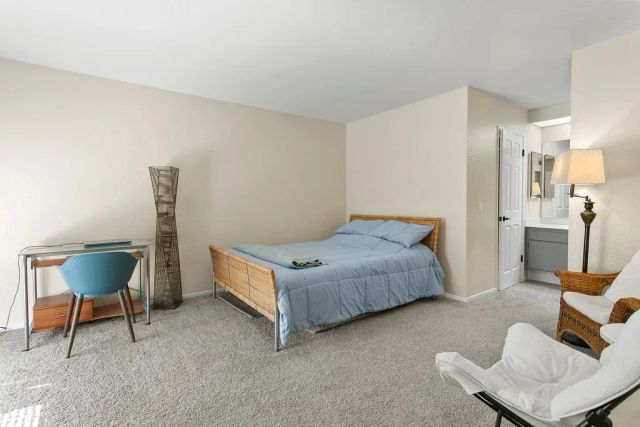 21372 Brookhurst 226, Huntington Beach, CA 92646