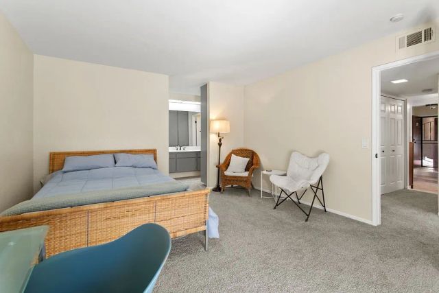 21372 Brookhurst 226, Huntington Beach, CA 92646