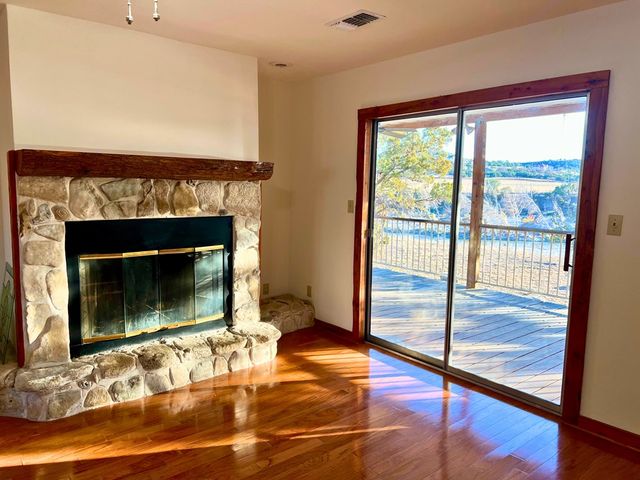 1879 S Arcadia Loop, Kerrville, TX 78028