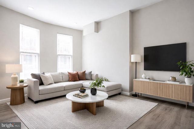 1906 W SARATOGA ST, Baltimore, MD 21223