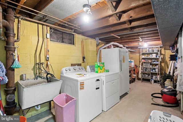 700 LINFIELD AVE, Delran, NJ 08075