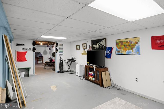 700 LINFIELD AVE, Delran, NJ 08075