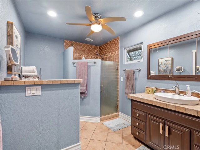 12835 Iroquois Road, Apple Valley, CA 92308