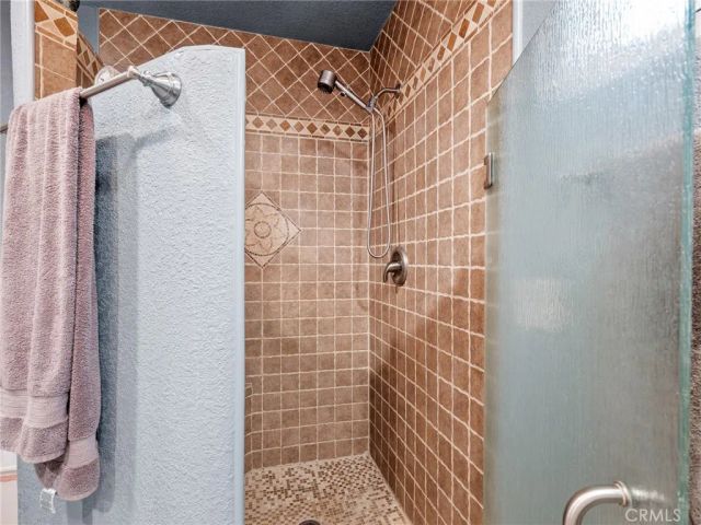 12835 Iroquois Road, Apple Valley, CA 92308