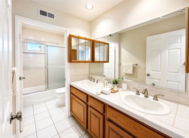 18210 Hatteras, Tarzana, CA 91356