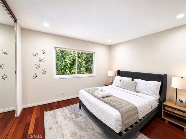 18210 Hatteras, Tarzana, CA 91356