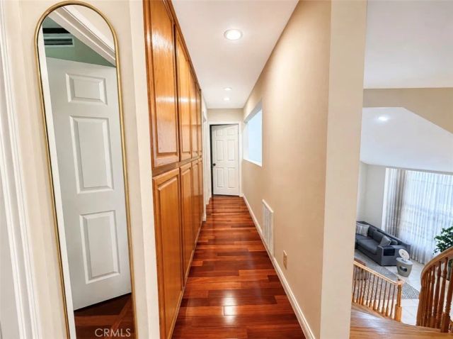 18210 Hatteras, Tarzana, CA 91356