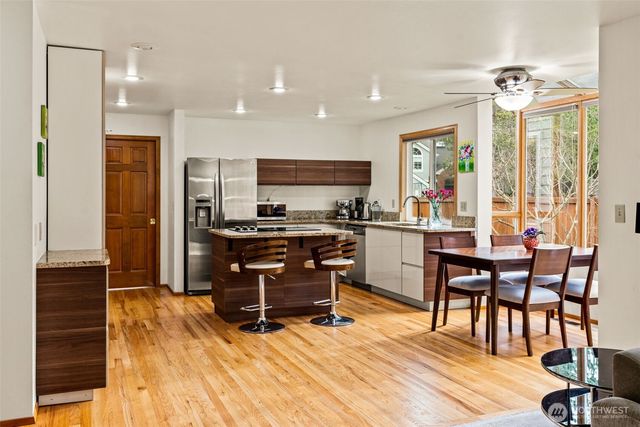 23431 NE 23rd Street, Sammamish, WA 98074