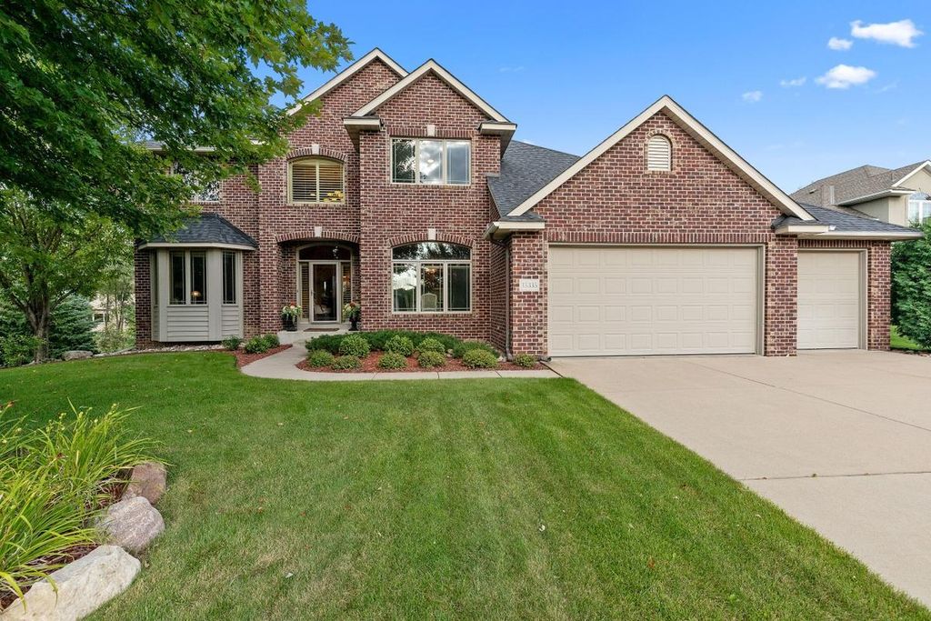 15335 Big Horn Pass NW, Prior Lake, MN 55372