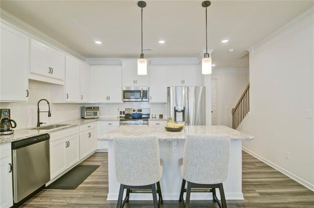 321 Skye Ln, Cartersville, GA 30121