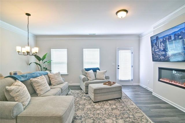 321 Skye Ln, Cartersville, GA 30121