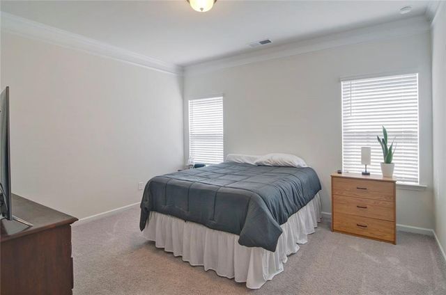 321 Skye Ln, Cartersville, GA 30121