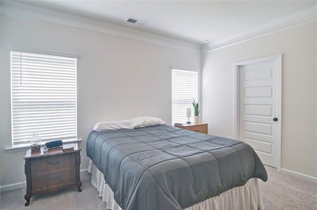 321 Skye Ln, Cartersville, GA 30121
