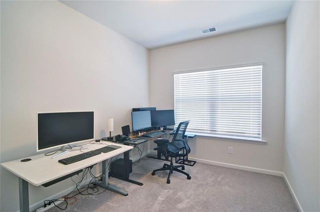 321 Skye Ln, Cartersville, GA 30121