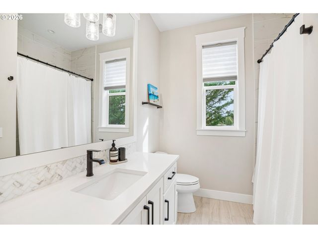 18204 Ne 78TH Cir, Vancouver, WA 98682