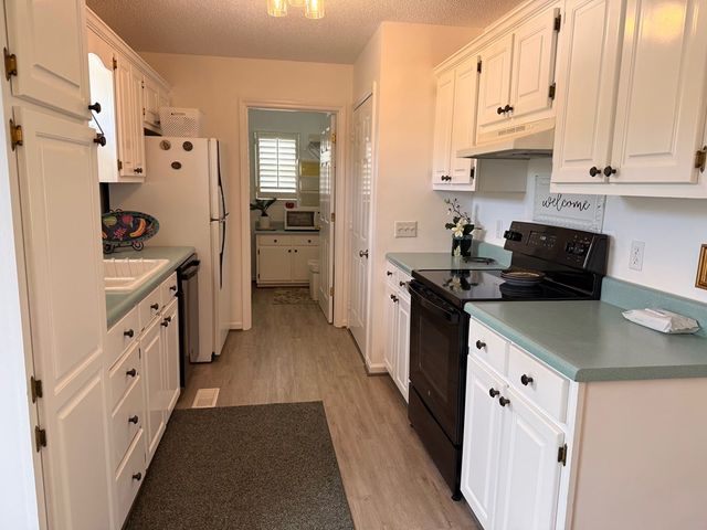 4511 Crestway Drive, Cohutta, GA 30710