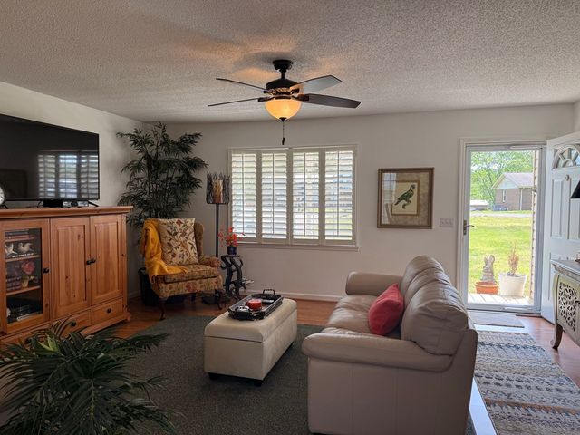 4511 Crestway Drive, Cohutta, GA 30710
