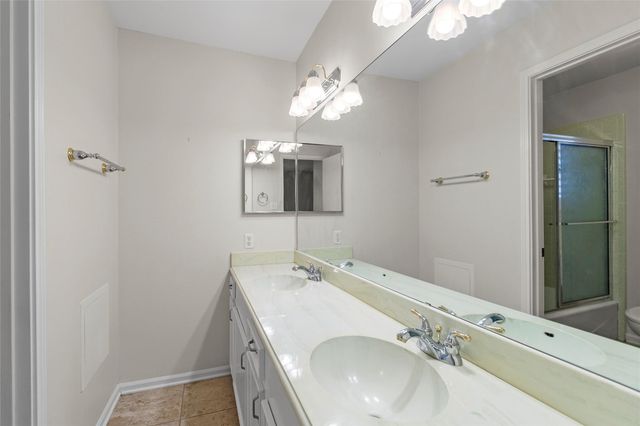 249 Hickory Drive, Huntsville, TX 77320