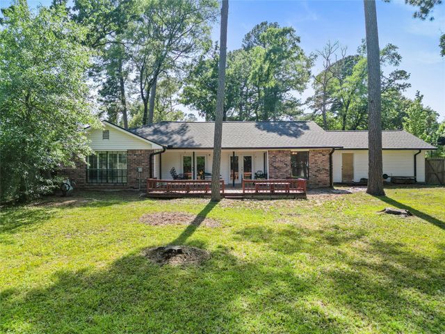 249 Hickory Drive, Huntsville, TX 77320
