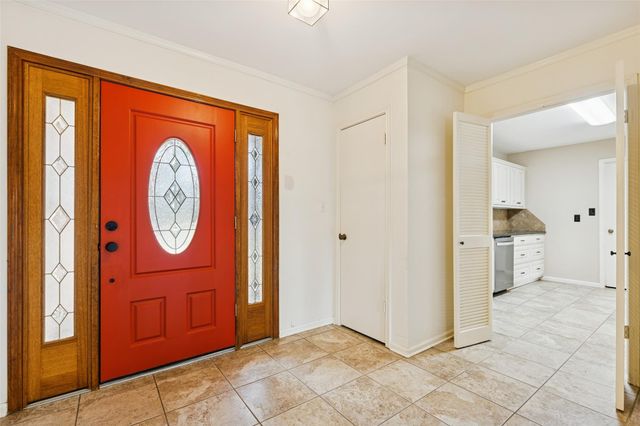 249 Hickory Drive, Huntsville, TX 77320