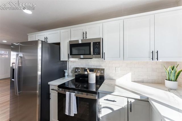 81 Everett Drive, Colorado Springs, CO 80911