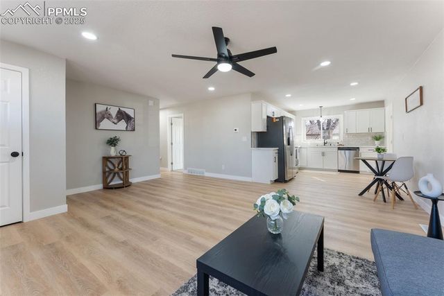 81 Everett Drive, Colorado Springs, CO 80911