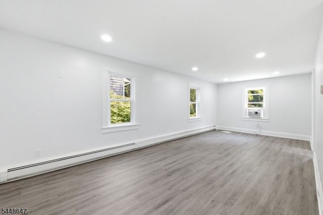 1104 N Washington Ave, Green Brook Twp., NJ 08812