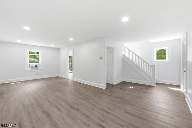 1104 N Washington Ave, Green Brook Twp., NJ 08812