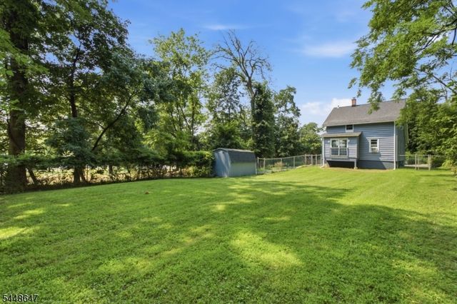 1104 N Washington Ave, Green Brook Twp., NJ 08812