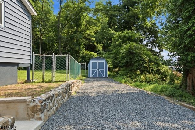 1104 N Washington Ave, Green Brook Twp., NJ 08812