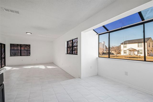 2020 HIDDEN DALE COURT, Kissimmee, FL 34741