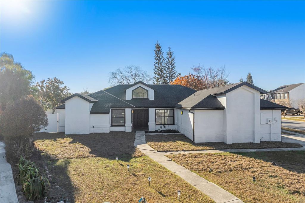 2020 HIDDEN DALE COURT, Kissimmee, FL 34741