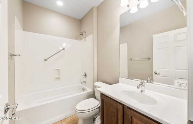 3959 N HIDDEN CANYON Drive, Florence, AZ 85132