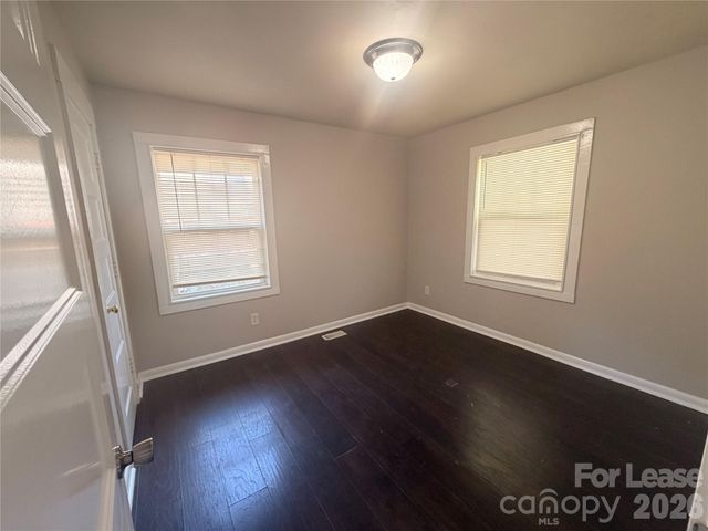 825 Rodey Avenue 1, Charlotte, NC 28206