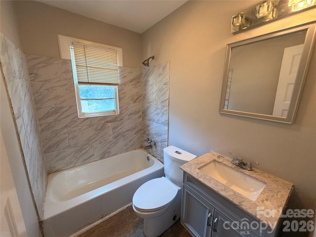 825 Rodey Avenue 1, Charlotte, NC 28206
