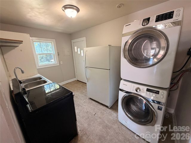 825 Rodey Avenue 1, Charlotte, NC 28206