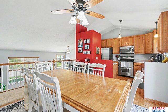 15818 Briar Street, Omaha, NE 68136