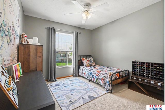 15818 Briar Street, Omaha, NE 68136